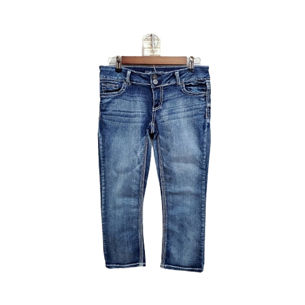 Maurices Denim Capris Size 1/2